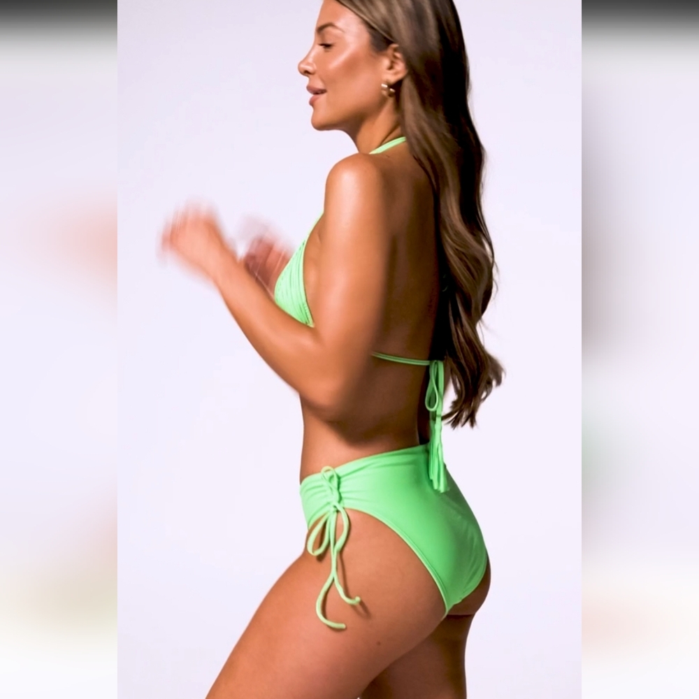 PQ Bikini Set - Picture 4 of 10